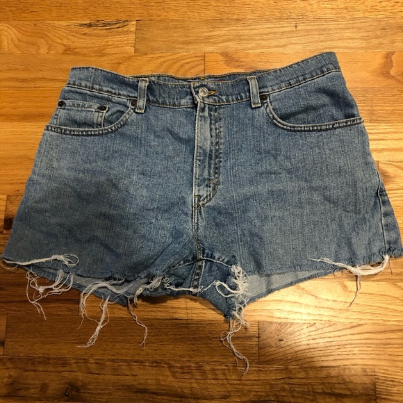 Levi Vintage High Waist Cutoff Shorts - Picture 3 of 3